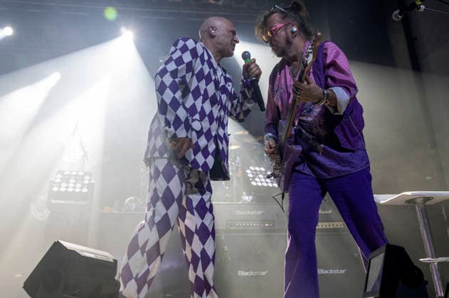 Stumpen und Buzz Dee von Knorkator live bei einem Konzert der Aller guten Dinge sind 30! -Tour im Capitol. Hannover, 14.02.2026