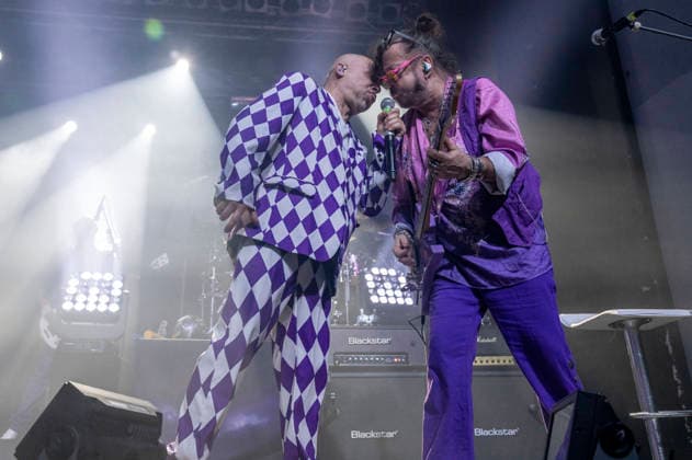 Stumpen und Buzz Dee von Knorkator live bei einem Konzert der Aller guten Dinge sind 30! -Tour im Capitol. Hannover, 14.02.2026