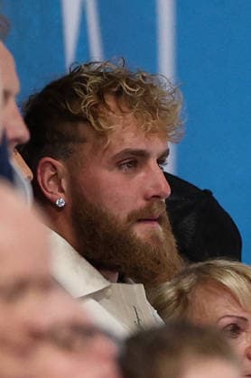 Winter Olympics - Jake Paul At Milano Speed Skating Stadium American professional boxer, youtuber influencer and actor, Jake Paul of the United States is seen in the stands watching his fiancee Jutta Leerdam of Team The Netherlands during the Speed Skating Women s 500m on day nine of the Milano Cortina 2026 Winter Olympic games at Milano Speed Skating Stadium on February 15, 2026 in Milan, Italy. Photo by Alexis Jumeau ABACAPRESS.COM Milan Italy  Copyright: xJumeauxAlexis ABACAx