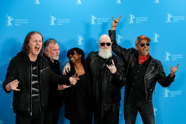 Berlin Berlinale, 76. internationale Filmfestspiele Berlin 2026 Photo Call THE BALLAD OF JUDAS PRIEST Sam Dunn (Regisseur Director) Scot McFadyen Rob Halford (Protagonist) Tom Morello (Regisseur Director) Berlinale, 76. internationale Filmfestspiele Berlin 2026, 15.02.2026 *** Berlinale, 76 Berlin International Film Festival 2026 Photo Call THE BALLAD OF JUDAS PRIEST Sam Dunn Director Director Scot McFadyen Rob Halford Protagonist Tom Morello Director Director Berlinale, 76 Berlin International Film Festival 2026, 15 02 2026 Copyright: xEibner-Pressefoto RogerxBuerkex EP_RBE