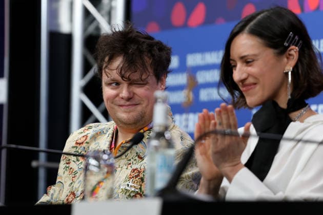 February 15, 2026, Berlin, Germany: Film editor David Verdurme (L) attends a press conference for the film Dust during the 76th Berlin International Film Festival (Berlinale), which is Europe s first major film festival of the year, in Berlin. The festival runs from February 12 to 22, 2026. Berlin Germany  - ZUMAf146 20260215_zip_f146_016 Copyright: xRouzbehxFouladix