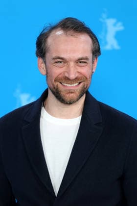 February 15, 2026, Berlin, Germany: French actor Arieh Worthalter poses for a photo call for the film Dust during the 76th Berlin International Film Festival (Berlinale), which is Europe s first major film festival of the year, in Berlin. The festival runs from February 12 to 22, 2026. Berlin Germany  - ZUMAf146 20260215_zip_f146_064 Copyright: xRouzbehxFouladix