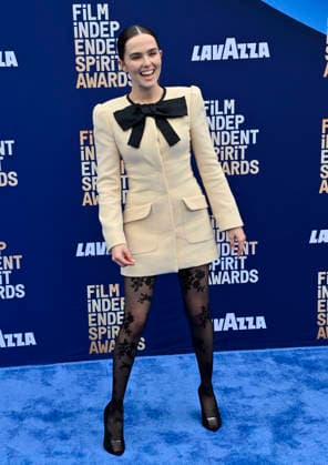 Zoey Deutch attends the 41st annual Film Independent Spirit Awards at the Hollywood Palladium in Los Angeles on Sunday, February 15, 2026.  LAP20260215631 JIMxRUYMEN