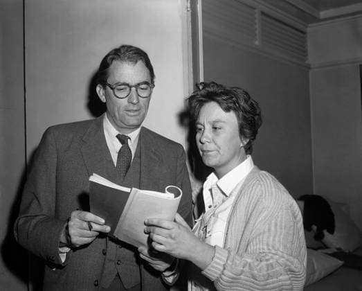 RECORD DATE NOT STATED Gregory Peck and Harper Lee on the set of To Kill a Mockingbird 1962 Universal ** B.D.M. EDITORIAL USE ONLY  Copyright: x