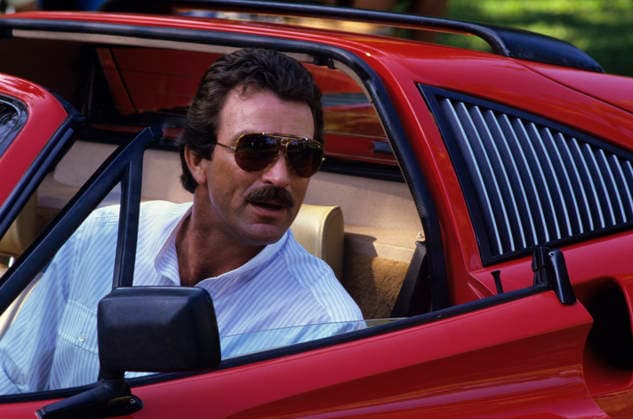 RECORD DATE NOT STATED Magnum P.I. Tom Selleck and his Ferrari 308 GTS QV 1985 EDITORIAL USE ONLY  Copyright: xGenexTrindlx