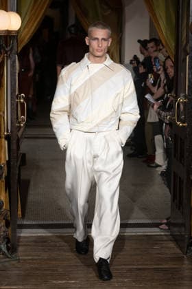 Zaldy - Runway - February 2026 New York Fashion Week, New York, USA - 15 Feb 2026 A model walks the runway at the Zaldy fashion show during New York Fashion Week at Hotel Chelsea on February 15, 2026 in New York City. New York United States Copyright: xRonxAdarx xSOPAxImagesx _radar_zaldy_20260215_02984