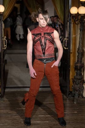 Zaldy - Runway - February 2026 New York Fashion Week, New York, USA - 15 Feb 2026 A model walks the runway at the Zaldy fashion show during New York Fashion Week at Hotel Chelsea on February 15, 2026 in New York City. New York United States Copyright: xRonxAdarx xSOPAxImagesx _radar_zaldy_20260215_03053