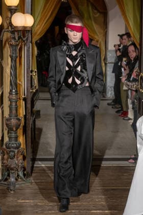 Zaldy - Runway - February 2026 New York Fashion Week, New York, USA - 15 Feb 2026 A model walks the runway at the Zaldy fashion show during New York Fashion Week at Hotel Chelsea on February 15, 2026 in New York City. New York United States Copyright: xRonxAdarx xSOPAxImagesx _radar_zaldy_20260215_03704