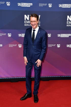 Hendrik Wüst (Ministerpräsident des Landes Nordrhein-Westfalen) beim NRW-Empfang bei den 76. Internationalen Filmfestspielen in Berlin 150226