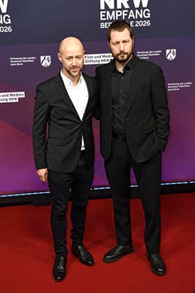 Fabian Gasmia und Mstyslav Tschernow beim 23. NRW Empfang des Landes NRW und der Film- und Medienstiftung NRW im Rahmen der Berlinale 2026 in der Vertretung des Landes Nordrhein-Westfalen. Berlin, 15.02.2026