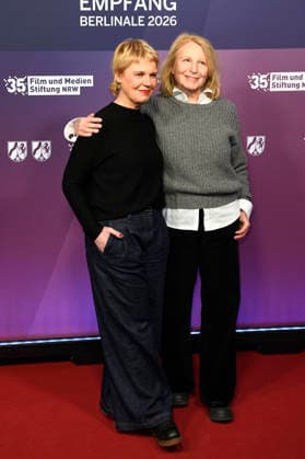Cordula Stratmann und Maren Kroymann beim 23. NRW Empfang des Landes NRW und der Film- und Medienstiftung NRW im Rahmen der Berlinale 2026 in der Vertretung des Landes Nordrhein-Westfalen. Berlin, 15.02.2026