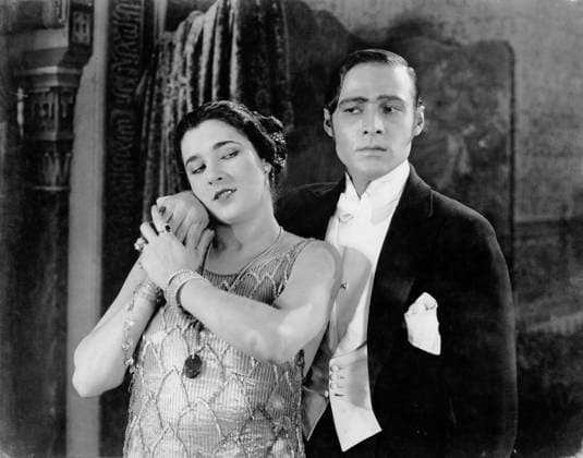 RECORD DATE NOT STATED Blood and Sand Nita Naldi, Rudolph Valentino 1922 Paramount Pictures ** I.V. EDITORIAL USE ONLY  Copyright: x