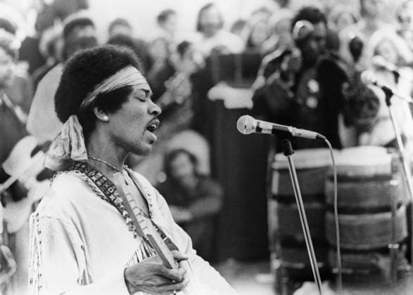 RECORD DATE NOT STATED Jimi Hendrix performing at Woodstock 1969 ** I.V.M. EDITORIAL USE ONLY  Copyright: x