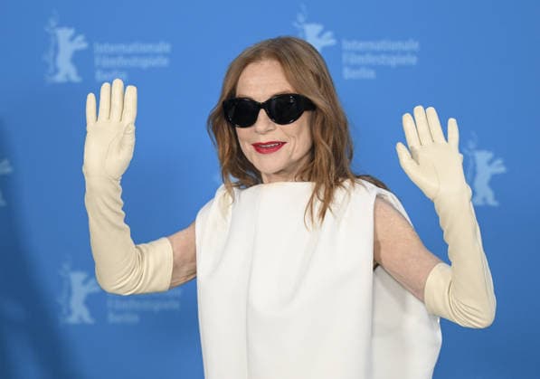 76. Berlinale, Die Blutgräfin Photocall 76th Berlin International Film Festival BERLIN, GERMANY - FEBRUARY 16: French actor Isabelle Huppert of the film Die Blutgraefin (The Blood Countess) poses for the press during the 76th International Berlin Film Festival (Berlinale) in Berlin, Germany on February 16, 2026. Halil Sagirkaya Anadolu Berlin Germany. Editorial use only. Please get in touch for any other usage.  Copyright: x2026xAnadoluxHalilxSagirkayax