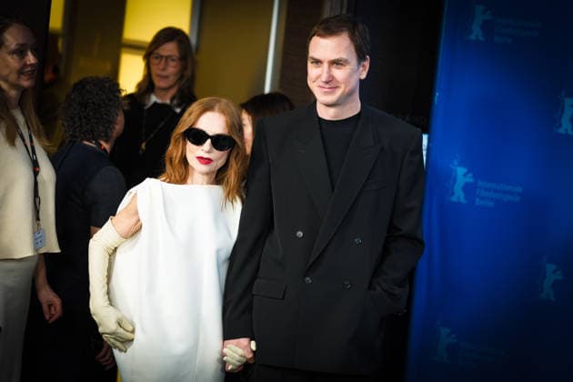76. Berlinale, Die Blutgräfin Photocall Photocall forThe Blood Countess , Grand Hyatt Berlin, Berlin, Germany Isabelle Huppert and Lars Eidinger poses at the Photocall forThe Blood Countess during Berlinale (Berlin Film Festival) at Grand Hyatt Berlin, Berlin, , Germany on 16 February 2026., Credit:Julie Edwards Avalon  Copyright: xJuliexEdwardsx xAvalonx 1075559400