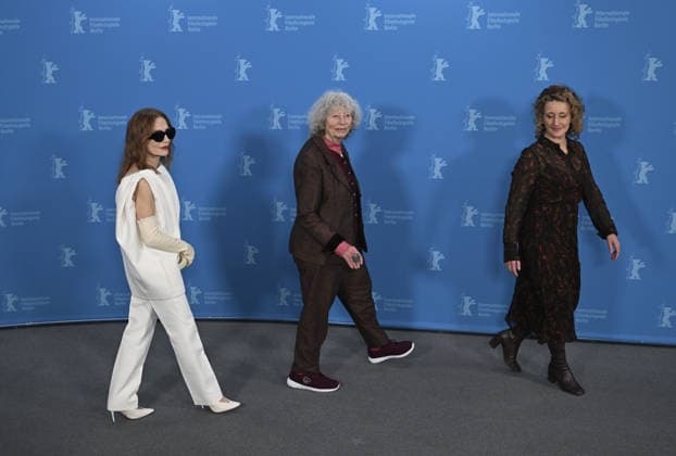 76th Berlin International Film Festival BERLIN, GERMANY – FEBRUARY 16: French actress Isabelle Huppert (L), German director Ulrike Ottinger (C) and Berlinale Festival Director Tricia Tuttle (R) pose for photographers during the 76th Berlin International Film Festival (Berlinale) in Berlin, Germany, on February 16, 2026. Halil Sagirkaya Anadolu Berlin Germany. Editorial use only. Please get in touch for any other usage.  Copyright: x2026xAnadoluxHalilxSagirkayax