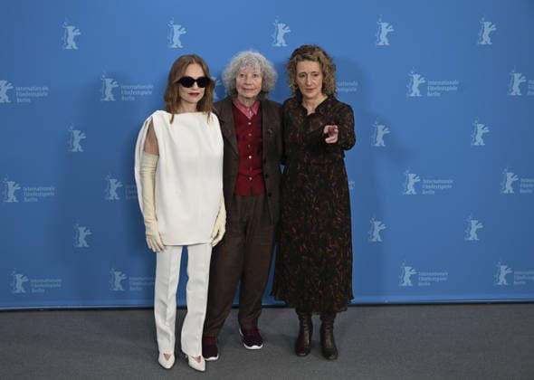 76th Berlin International Film Festival BERLIN, GERMANY – FEBRUARY 16: French actress Isabelle Huppert (L), German director Ulrike Ottinger (C) and Berlinale Festival Director Tricia Tuttle (R) pose for photographers during the 76th Berlin International Film Festival (Berlinale) in Berlin, Germany, on February 16, 2026. Halil Sagirkaya Anadolu Berlin Germany. Editorial use only. Please get in touch for any other usage.  Copyright: x2026xAnadoluxHalilxSagirkayax