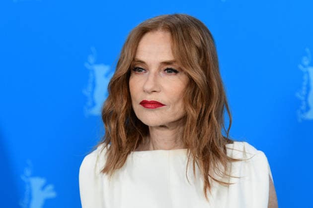 Isabelle Huppert at The Blood Countess photocall during the 76th Berlinale International Film Festival Berlin 2026 , February 16, 2026 Romain Doucelin Besitmage The Die Blutgräfin The Blood Countess photocall during the 76th Berlinale International Film Festival Berlin at Gret Hyatt Hotel on February 16, 2026 in Berlin, Germany Berlin Allemagne  Copyright: xRomainxDoucelinx xBestimagexRomainxDoucelinx xBestimagex