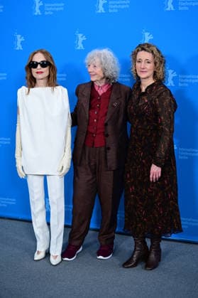 Isabelle Huppert, Ulrike Ottinger and Tricia Tuttle at The Blood Countess photocall during the 76th Berlinale International Film Festival Berlin 2026 , February 16, 2026 Romain Doucelin Besitmage The Die Blutgräfin The Blood Countess photocall during the 76th Berlinale International Film Festival Berlin at Gret Hyatt Hotel on February 16, 2026 in Berlin, Germany Berlin Allemagne  Copyright: xRomainxDoucelinx xBestimagexRomainxDoucelinx xBestimagex