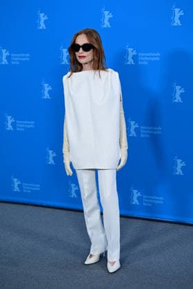 Isabelle Huppert at The Blood Countess photocall during the 76th Berlinale International Film Festival Berlin 2026 , February 16, 2026 Romain Doucelin Besitmage The Die Blutgräfin The Blood Countess photocall during the 76th Berlinale International Film Festival Berlin at Gret Hyatt Hotel on February 16, 2026 in Berlin, Germany Berlin Allemagne  Copyright: xRomainxDoucelinx xBestimagexRomainxDoucelinx xBestimagex