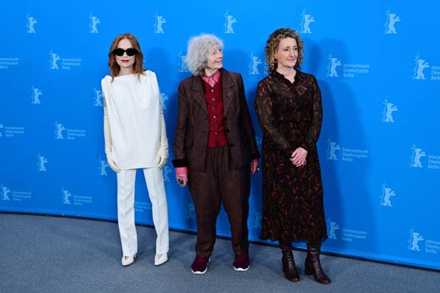Isabelle Huppert, Ulrike Ottinger and Tricia Tuttle at The Blood Countess photocall during the 76th Berlinale International Film Festival Berlin 2026 , February 16, 2026 Romain Doucelin Besitmage The Die Blutgräfin The Blood Countess photocall during the 76th Berlinale International Film Festival Berlin at Gret Hyatt Hotel on February 16, 2026 in Berlin, Germany Berlin Allemagne  Copyright: xRomainxDoucelinx xBestimagexRomainxDoucelinx xBestimagex