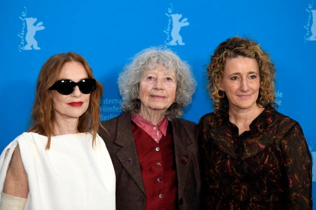 Isabelle Huppert, Ulrike Ottinger und Tricia Tuttle beim Photocall zum Kinofilm Die Blutgräfin The Blood Countess auf der Berlinale 2026 76. Internationale Filmfestspiele Berlin im Hotel Grand Hyatt. Berlin, 16.02.2026