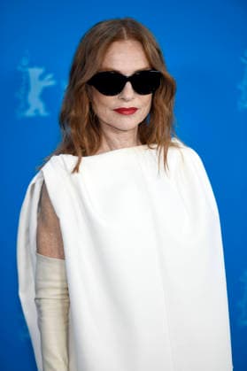 Isabelle Huppert beim Photocall zum Kinofilm Die Blutgräfin The Blood Countess auf der Berlinale 2026 76. Internationale Filmfestspiele Berlin im Hotel Grand Hyatt. Berlin, 16.02.2026