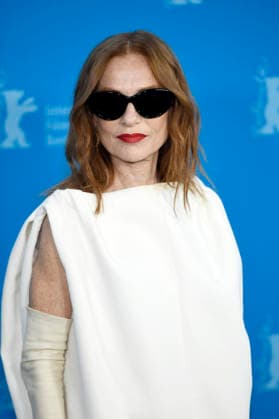 Isabelle Huppert beim Photocall zum Kinofilm Die Blutgräfin The Blood Countess auf der Berlinale 2026 76. Internationale Filmfestspiele Berlin im Hotel Grand Hyatt. Berlin, 16.02.2026