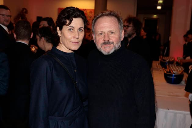 Nina Kunzendorf und Samuel Finzi bei der Verleihung vom Ritterorden fuer Kunst und Literatur im Rahmen der Berlinale Soiree Francaise du Cinema in der Franzoesischen Botschaft am 16.02.2026 in Berlin Berlinale Soiree Francaise 2026- Verleihung vom Chevalier Orden