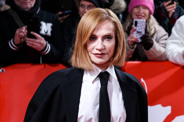 Berlin Berlinale, 76. internationale Filmfestspiele Berlin 2026 Photo Call am Zoo Palast DIE BLUTGRAEFIN (THE BLOOD COUNTESS) Isabelle Huppert (Schauspielerin Actor) Berlinale, 76. internationale Filmfestspiele Berlin 2026, 16.02.2026 Copyright: xEibner-Pressefoto RogerxBuerkex EP_RBE