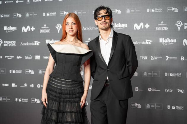 Red carpet of the Iris Awards in Madrid, Spain - 16 Feb 2026 Tony Grox and Lucy Calys attend the red carpet of the Iris Awards at the Teatro Real in Madrid. Madrid Spain Copyright: xAtilanoxGarciax xSOPAxImagesx photos05444