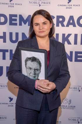 Swjatlana Heorhijeuna Zichanouskaja Tsikhanouskaya belarussische parteilose Buergerrechtlerin zu Gast bei der Cinema For Peace Gala 2026 im Hotel Adlon Kempinski am 16.02.2026 in Berlin Berlin Deutschland