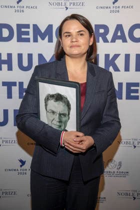 Swjatlana Heorhijeuna Zichanouskaja Tsikhanouskaya belarussische parteilose Buergerrechtlerin zu Gast bei der Cinema For Peace Gala 2026 im Hotel Adlon Kempinski am 16.02.2026 in Berlin Berlin Deutschland