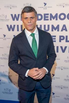 Leopoldo Lopez Mendoza venezolanischer Politiker zu Gast bei der Cinema For Peace Gala 2026 im Hotel Adlon Kempinski am 16.02.2026 in Berlin Berlin Deutschland