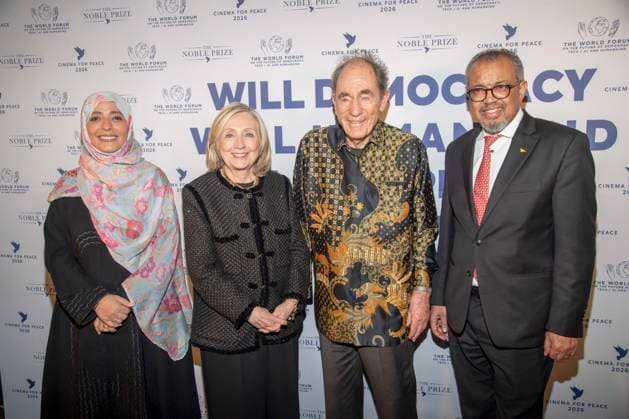 Tawakel Karman, Hillary Clinton Albie Sachs und Tedros Adhanom Ghebreyesus zu Gast bei der Cinema For Peace Gala 2026 im Hotel Adlon Kempinski am 16.02.2026 in Berlin Berlin Deutschland