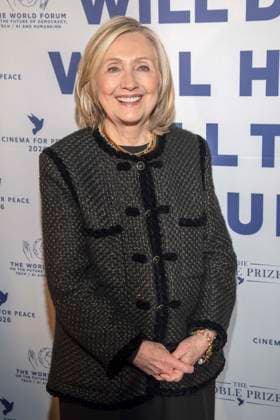 Hillary Diane Rodham Clinton US-amerikanische Politikerin der Demokratischen Partei Autorin zu Gast bei der Cinema For Peace Gala 2026 im Hotel Adlon Kempinski am 16.02.2026 in Berlin Berlin Deutschland
