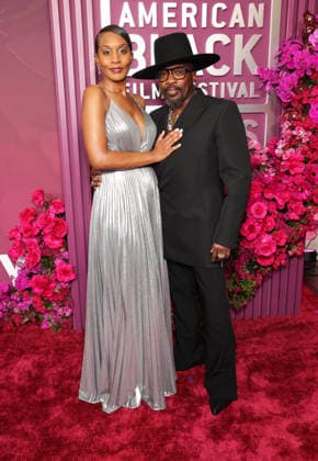 Red carpet for the 8th American Black Film Festival Honors at the SLS Hotel, a Luxury collection hotel Featuring: Anthony Hamilton and Guest Where: Los Angeles, California, United States When: 16 Feb 2026 Credit: Faye s Vision Cover Images EDITORIAL USE ONLY. NOT FOR USE BY NEWSPAPERS BASED IN THE UK. Copyright: xx coverimg55478022