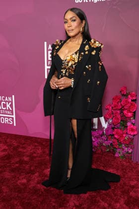 Red carpet for the 8th American Black Film Festival Honors at the SLS Hotel, a Luxury collection hotel Featuring: Angela Bassett Where: Los Angeles, California, United States When: 16 Feb 2026 Credit: Faye s Vision Cover Images EDITORIAL USE ONLY. NOT FOR USE BY NEWSPAPERS BASED IN THE UK. Copyright: xx coverimg55477982