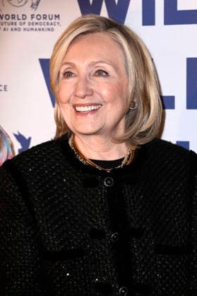 Hillary Clinton bei der Cinema For Peace Gala 2026 im Hotel Adlon Kempinski. Berlin, 16.02.2026