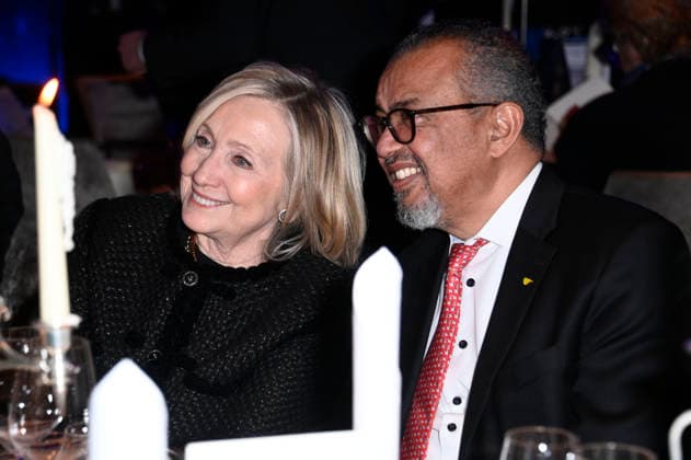 Hillary Clinton und Tedros Adhanom Ghebreyesus bei der Cinema For Peace Gala 2026 im Hotel Adlon Kempinski. Berlin, 16.02.2026
