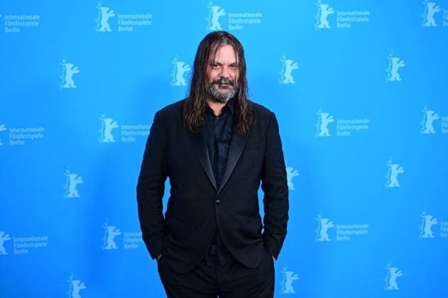 Warwick Thornton poses at the Wolfram photocall during the 76th Berlinale International Film Festival Berlin at Grand Hyatt Hotel on February 17, 2026 in Berlin, Germany Romain Doucelin Bestimage  Copyright: xRomainxDoucelinx xBestimagexRomainxDoucelinx xBestimagex