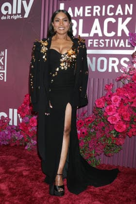 February 17, 2026, Los Angeles, California, USA: LOS ANGELES - FEB 16: Angela Bassett at the 8th American Black Film Festival Honors at the SLS Hotel on February 16, 2026 in Los Angeles, CA Los Angeles USA  - ZUMAb170 20260217_aap_b170_061 Copyright: xKayxBlakex