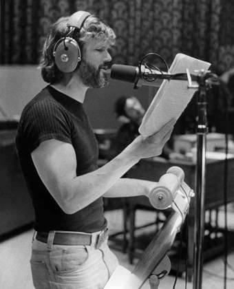 RECORD DATE NOT STATED Kris Kristofferson on the set of A Star Is Born 1976 Warner Bros. ** B.D.M. EDITORIAL USE ONLY  Copyright: x