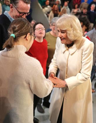 . 17 02 2026. Bath, United Kingdom. Queen Camilla during a visit to the Theatre Royal Bath, United Kingdom, where she watched part of the technical rehearsal for the community production of David Copperfield.  xPoolx xi-Imagesx IIM-26576-0014