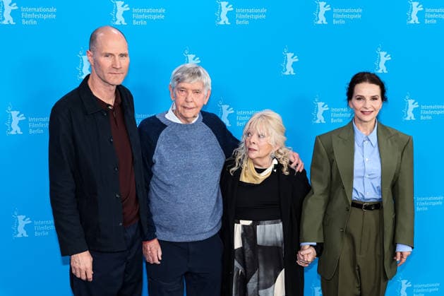 Berlin Berlinale, 76. internationale Filmfestspiele Berlin 2026 Photo Call QUEEN AT SEA Lance Hammer (Regisseur, Drehbuchautor, Produzent Director, Screenwriter, Producer) Tom Courtenay (Schauspieler Actor) Anna Calder-Marshall (Schauspielerin Actor) Juliette Binoche (Schauspielerin Actor) Berlinale, 76. internationale Filmfestspiele Berlin 2026, 17.02.2026 Copyright: xEibner-Pressefoto RogerxBuerkex EP_RBE