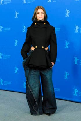 Florence Hunt beim Photocall zum Kinofilm Queen at Sea auf der Berlinale 2026 76. Internationale Filmfestspiele Berlin im Hotel Grand Hyatt. Berlin, 17.02.2026
