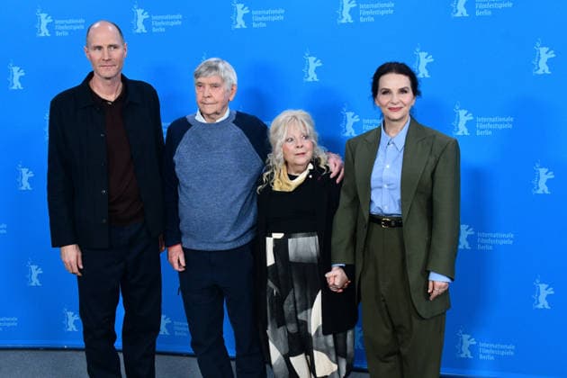 Berlin Germany 76th Berlinale Berlin International Film Festival QUEEN AT SEA photocall at the 76th Berlinale International Film Festival Lance Hammer, Tom Courtenay, Anna Calder Marshall and Juliette Binoche Thomas Bohlen Starface 2026 02 17 453191 2026 02 17 Berlin Germany  Copyright: xThomasxBohlenx STAR_453191_030