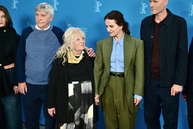 Adolpho Veloso, Florence Hunt, Tom Courtenay, Anna Calder Marshall, Juliette Binoche, Lance Hammer and Tristan Goligher at the Queen at Sea photocall during the 76th Berlinale International Film Festival Berlin 2026 , February 17, 2026 Romain Doucelin Bestimage The Queen At Sea photocall during the 76th Berlinale International Film Festival Berlin at Grand Hyatt Hotel on February 17, 2026 in Berlin, Germany Berlin Allemagne  Copyright: xRomainxDoucelinx xBestimagexRomainxDoucelinx xBestimagex