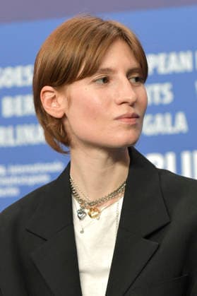 Agathe Bonitzer bei der Pressekonferenz zum Kinofilm Meine Frau weint My Wife Cries auf der Berlinale 2026 76. Internationale Filmfestspiele Berlin im Hotel Grand Hyatt. Berlin, 17.02.2026