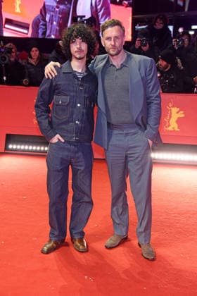 Cody Molko, Steven Cree bei der Premiere QUEEN AT SEA im Rahmen 76. BERLINALE (International Berlin Film Festival) im Berlinale Palast am Potsdamer Platz in Berlin am 17.02.2026